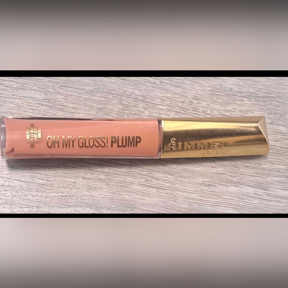Rimmel London Oh My Gloss! Plump Lip Gloss - Peach Pie 531